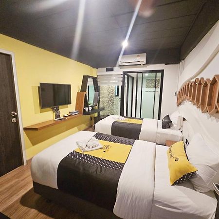 The Hive Chiang Mai Hotel מראה חיצוני תמונה