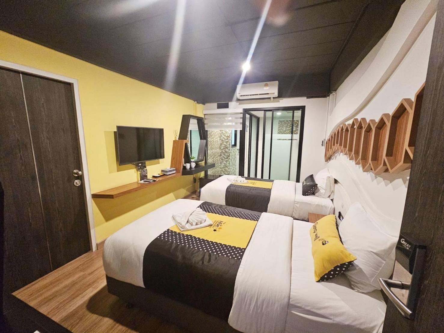 The Hive Chiang Mai Hotel מראה חיצוני תמונה