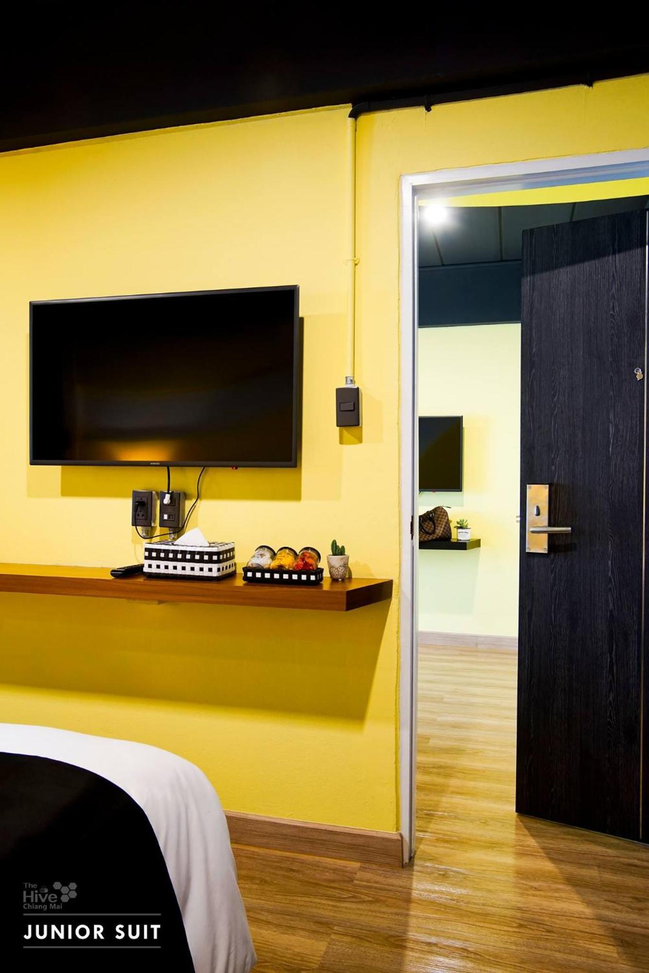 The Hive Chiang Mai Hotel מראה חיצוני תמונה