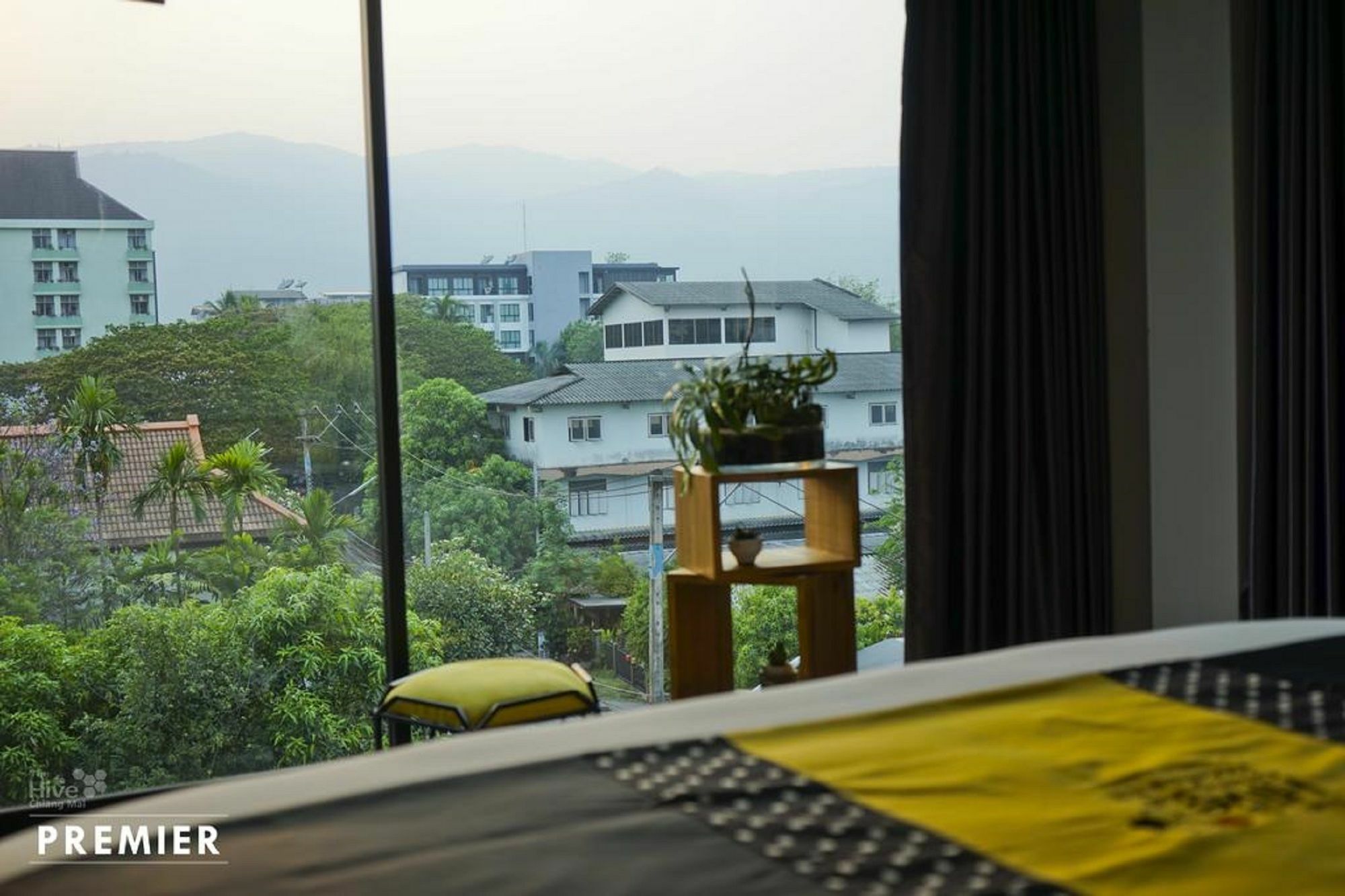 The Hive Chiang Mai Hotel מראה חיצוני תמונה
